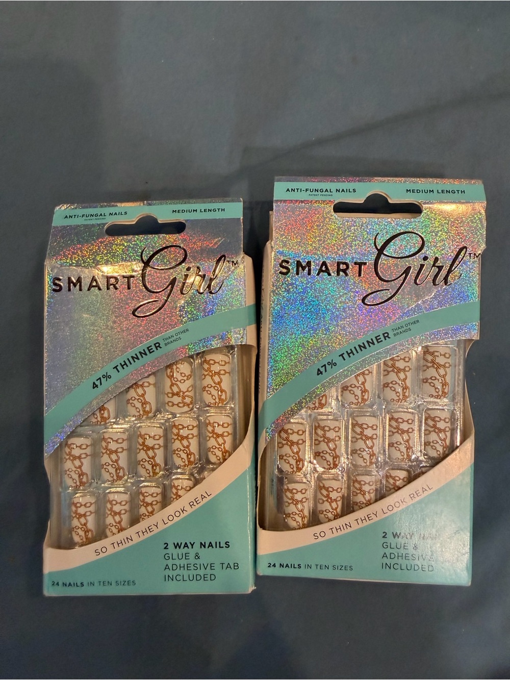 Medium Length Nails in  Gold Chain Design - 2 Packs
